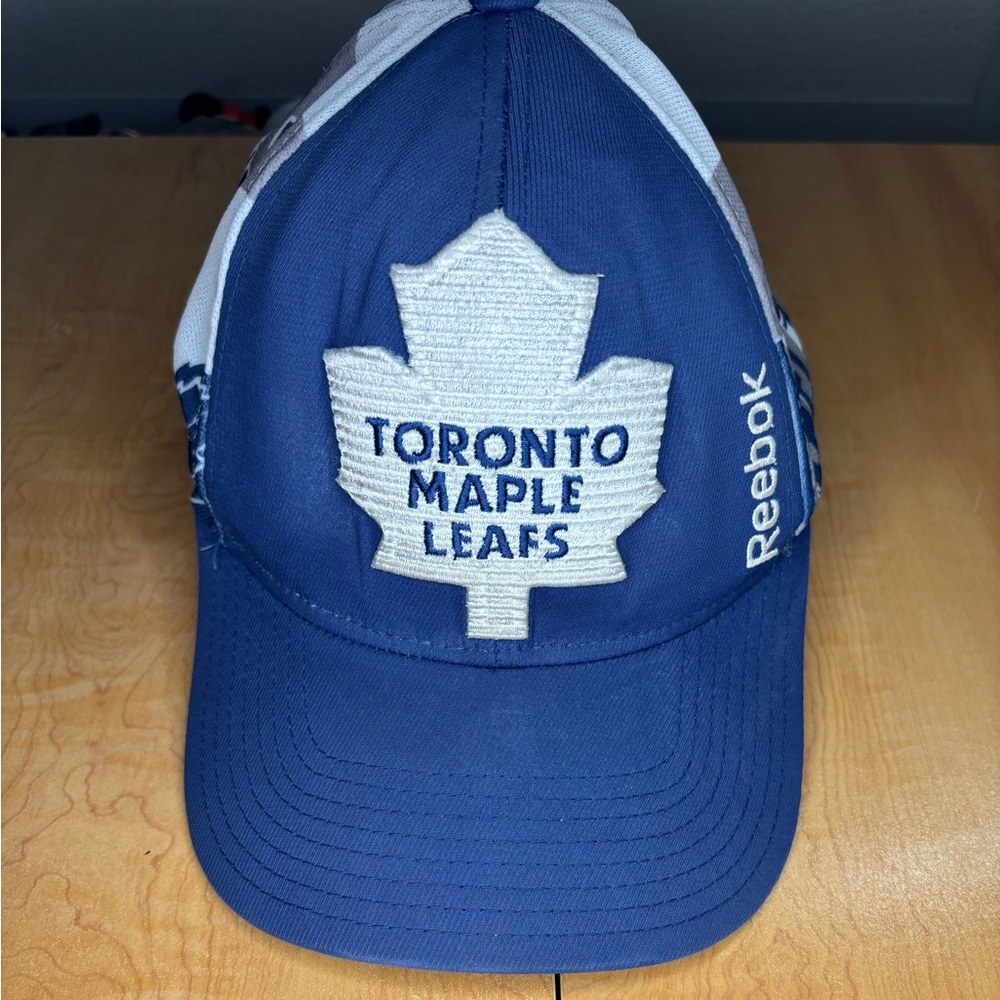 Toronto Maple Leafs hat 2015 Reebok Center Ice NHL